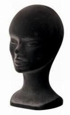 Tete de Mannequin femme brune mate en silicone de marque Sleek